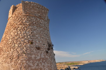 Naklejka premium Torre di avvistamento aragonese