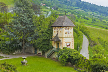 Fototapeta na wymiar Südtirol- Impressionen, Schloss Churburg im Vinschgau (Innenhof)
