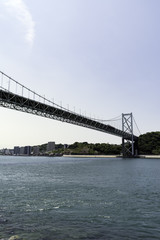 関門海峡と関門橋