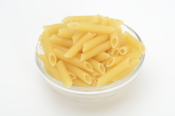 Penne, pasta cruda