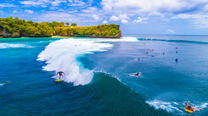 Plage de surf de Suluban. Bali, Indonésie.