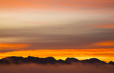 Allgäu - Alpen - Bad Hindelang - Sonnenaufgang - Alpenglühen - Nebel
