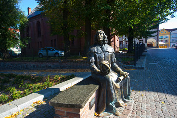 Ławeczka Mikołaja Kopernika, Olsztyn, Polska  © 123108 Aneta
