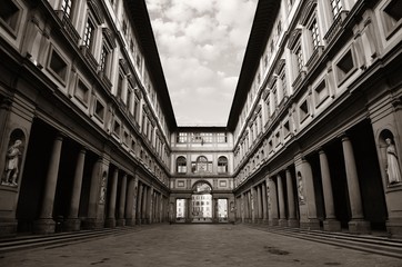 Uffizi Gallery in BW