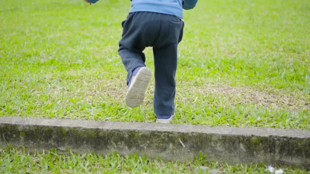 Brincando na pra&ccedil;a
