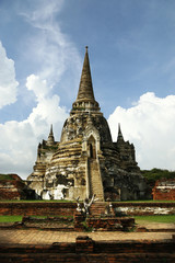 Fototapeta premium stupa,in the historical park of ayutthaya,Thailand 