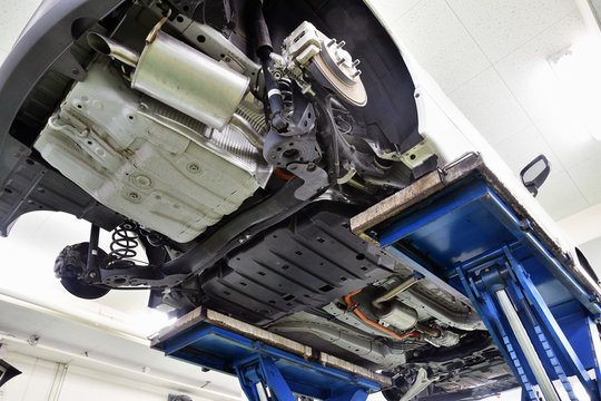 Fototapeta 自動車の下廻り