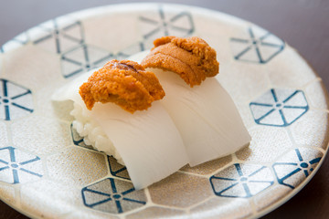 寿司 © ドンピエロ