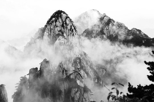 Morning mist in the Haungshan National Park, China (Black and White version)