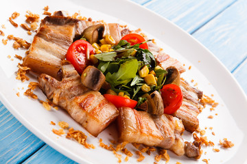 Roast meat and vegetables 