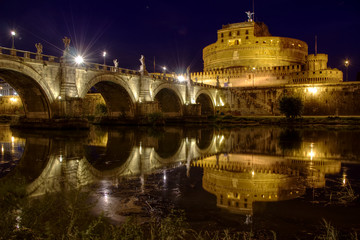 Fototapeta na wymiar Notte al castello