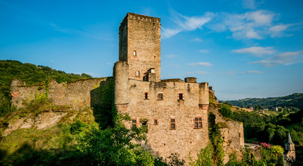 Panorama du Château de Belcastel