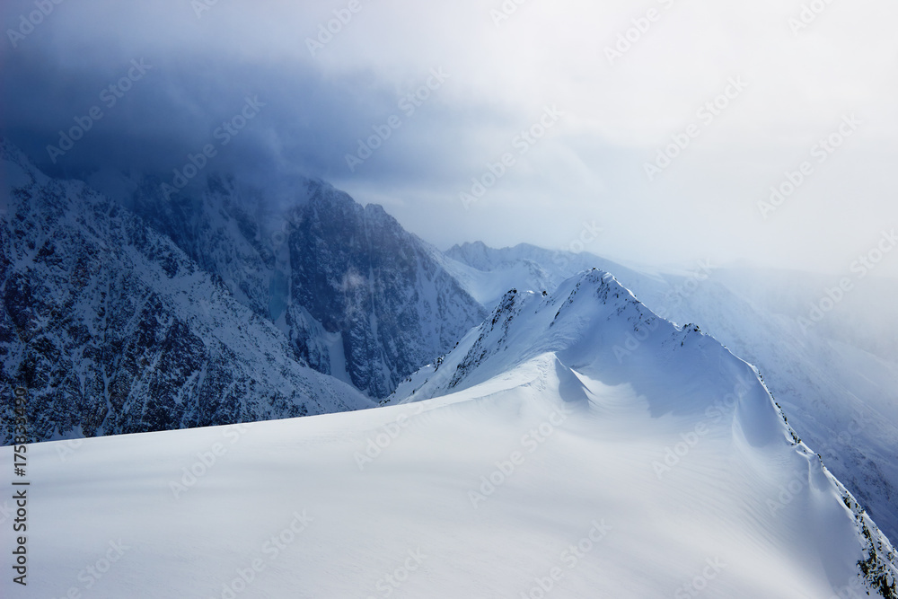 Wall mural Winter mountain landscape