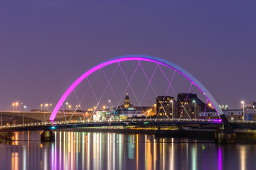 Fototapeta na wymiar Night lights reflection of Glasgow