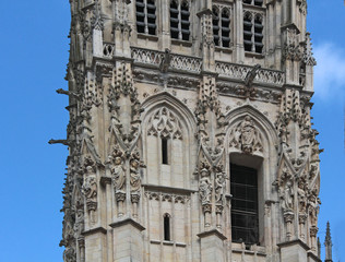 Fototapeta premium Tour de la cathédrale