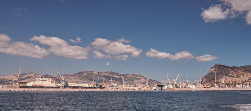 Harbor of Palermo, harbor crane in background - Sicily - Tyrrhenian Sea