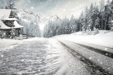 Obraz premium winter road 