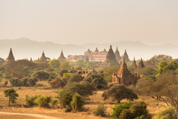 Obraz premium Pagoda landscape the plain of Bagan , Myanmar