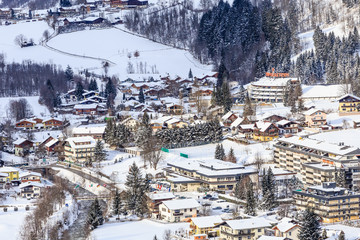 Fototapeta na wymiar View of the austrian spa and ski resort Bad Gasteinl, Austria