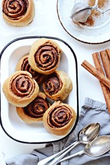 Vegan Cinnamon Rolls