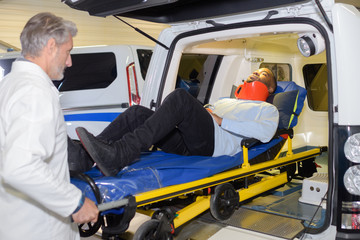 patient with neck injury