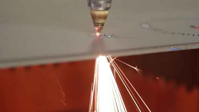 Laserschneiden Metall schneiden