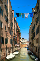 Venice, house with white laundry on the line