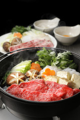 すき焼き　Japanese Sukiyaki
