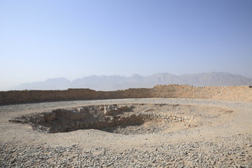 ヤズドの沈黙の塔の鳥葬場