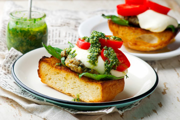 open face chicken mozzarella melts burgers