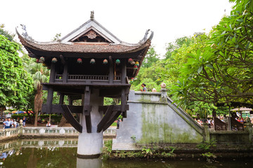 woman pray at One Pillar Pagoda, Hanoi