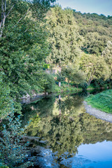 Fototapeta premium La Rivière l'Aveyron à Belcastel