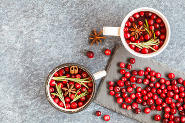 hot winter mulled wine with cranberries and spices.