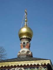 Fototapeta na wymiar Russische Kapelle in Bad Homburg