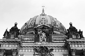Fototapeta na wymiar Berliner Dom - Berlin Cathedral