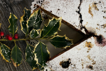 Delicious christmas Cake and christmas decorations