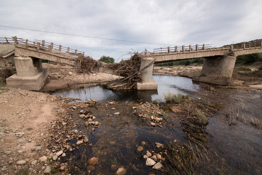 Collapsed bridge