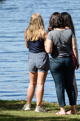 groupe de 3 femmes