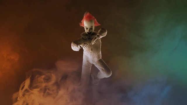 scary Halloween clown dancing render 3D