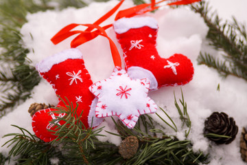 red and white xmas tree handmade felt decorating elements