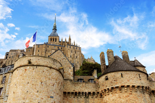 Remparts et abbaye du Mont-saint-Michel