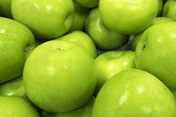 green apples