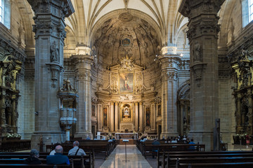 Naklejka premium Spanien - Baskenland - San Sebastian - Basilika Santa Maria del Coro