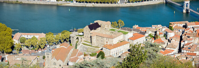 Château de Tournon sur Rhône en Ardèche