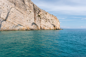 Fototapeta na wymiar Beautiful rocky coast of island of Zakynthos. Greece.