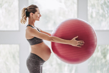 Pregnant woman workout