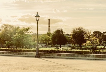 Naklejka premium panorama in autumn of the city of Paris in France of the Gardens of the Museum of Ouvre