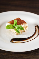 tiramisu cake