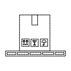 box on wood pallet closed carton delivery packaging