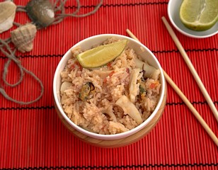 Fragrant and tasty rice with seafood
